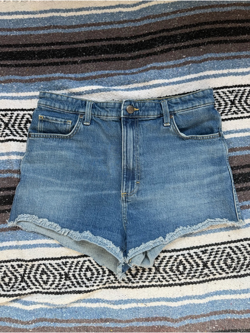 Lee Women's Medium Blue Frayed Hem Denim Shorts